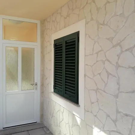 House Fantasy With Pool