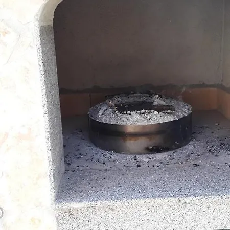 Hébergement de vacances House Fantasy With Pool