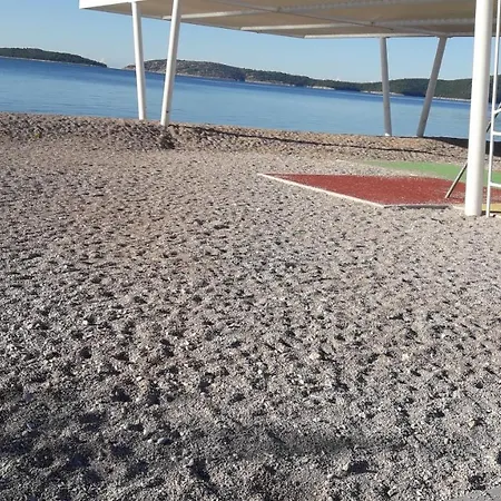 House Fantasy With Pool Hébergement de vacances Šibenik