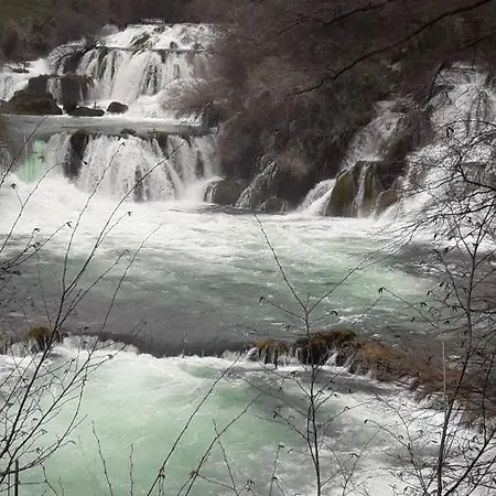 Hébergement de vacances House Fantasy With Pool