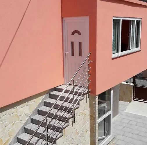 House Fantasy With Pool Holiday home *