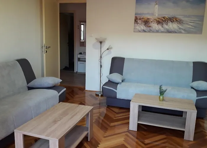 بيت للعطل House Fantasy With Pool