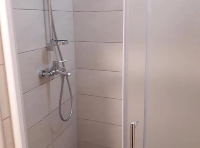 House Fantasy With Pool بيت للعطل شيبينيك