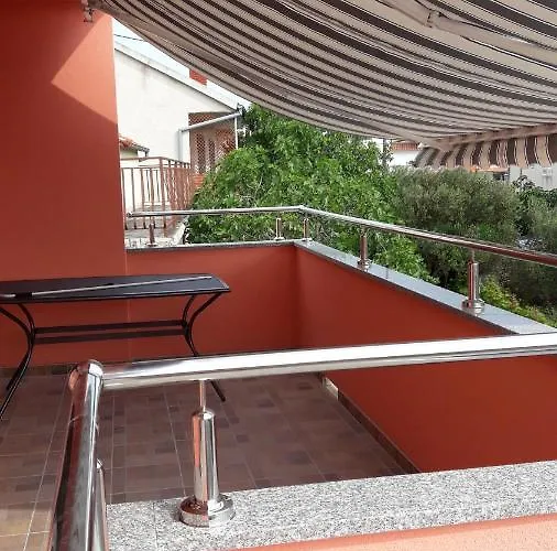 Vakantiehuis House Fantasy With Pool Šibenik