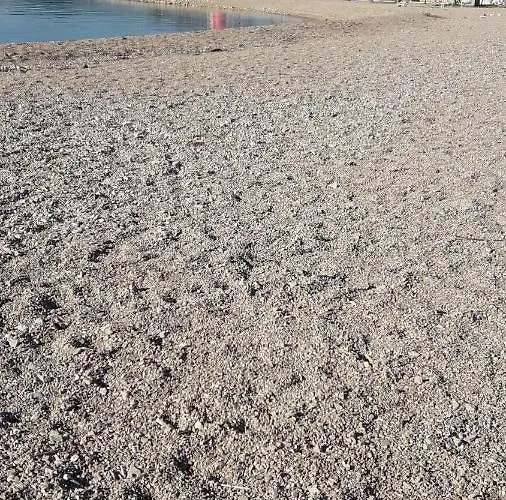 House Fantasy With Pool شيبينيك