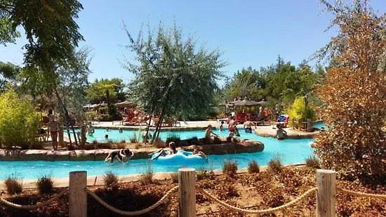 House Fantasy With Pool * شيبينيك